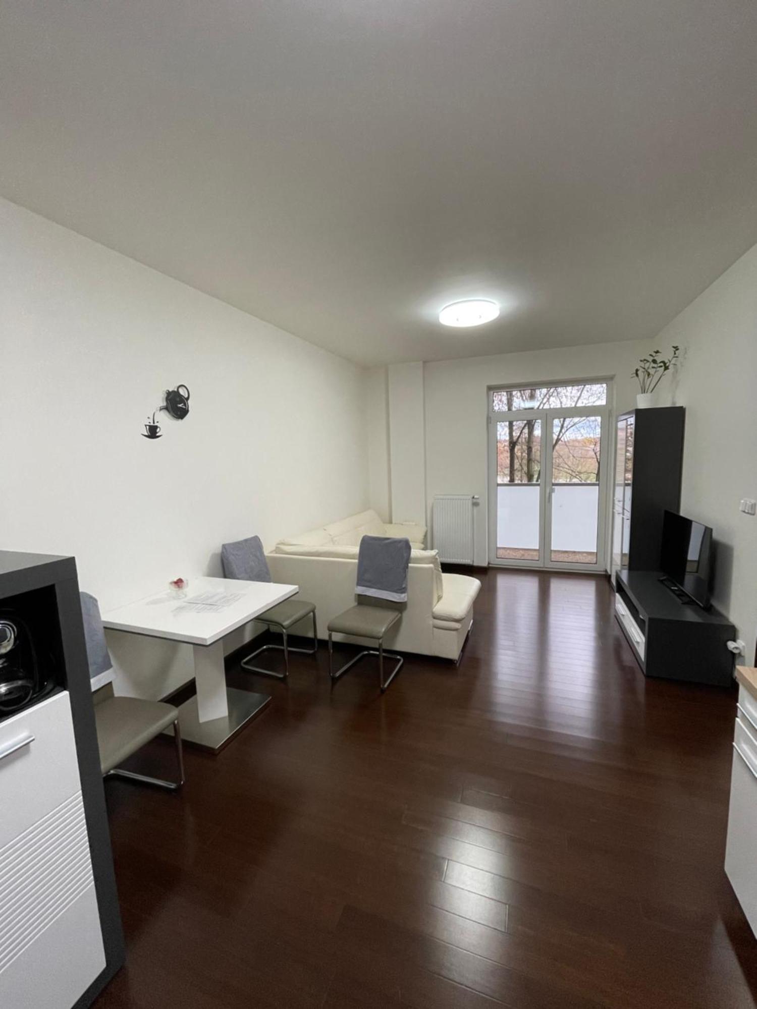 Spa Apartment Moser كارلوفي فاري المظهر الخارجي الصورة